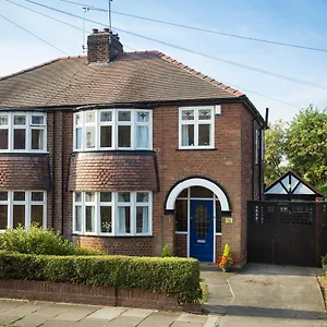 - 4 Heworth Village - 3 Bed House Holiday home York
