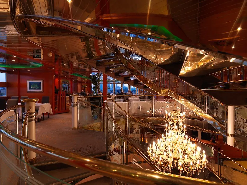 Sunborn London Yacht Hotel 4*,  Ηνωμένο Βασίλειο